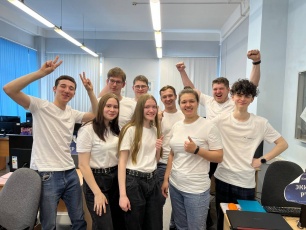 Команда «Вятка» вышла в полуфинал всероссийского конкурса «Кибердром»